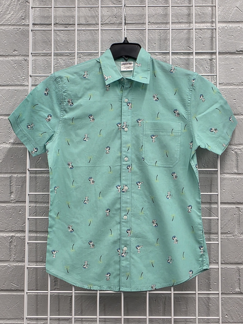 Peanuts Short-Sleeve Button-Down Shirt - Mint Green Print Size Small